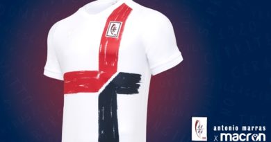 Cagliari, presentata la maglia del Centenario | VIDEO