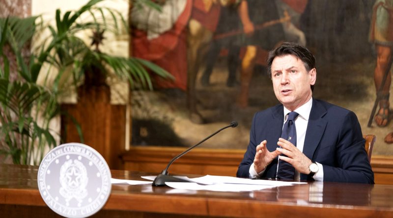 Palazzo Chigi, 26/04/2020 - Il Presidente Conte annuncia in conferenza stampa le misure per il contenimento dell'emergenza Covid-19 nella cosiddetta "fase due"