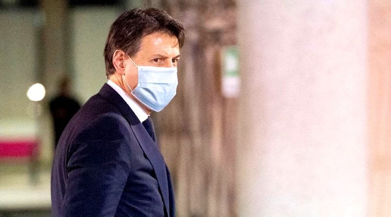 Il Presidente del Consiglio, Giuseppe Conte