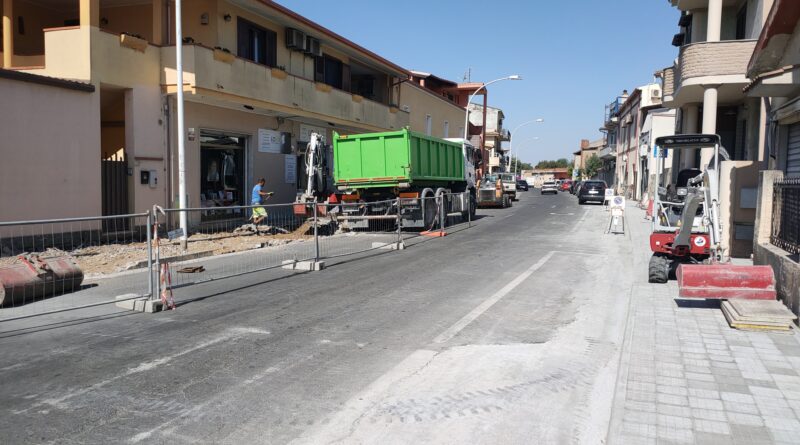 Decimomannu. Nuovo Piano della viabilità di via Nazionale:  i commercianti lamentano una flessione degli incassi e così  partono i primi licenziamenti